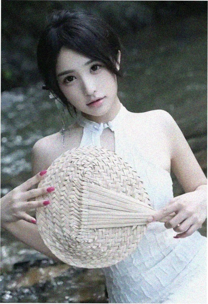 热播电视剧潮汐之城海报
